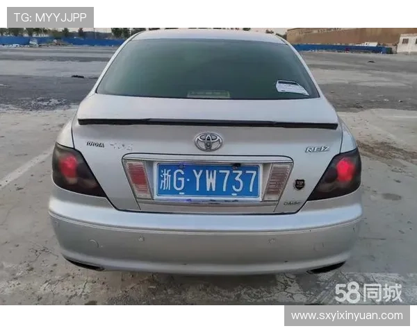 10年丰田锐志，2.5S特别导航版，V6后驱#高性价比二手车推荐